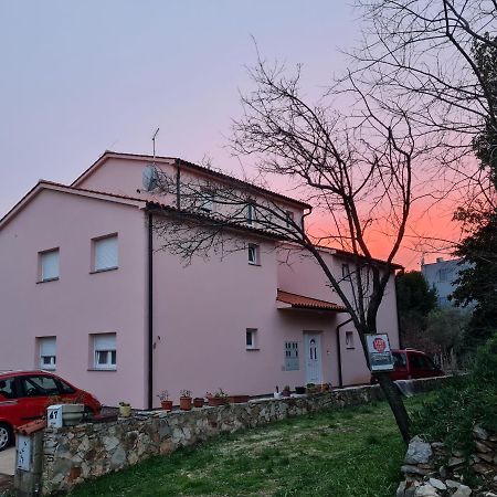Apartment Tomas Near The Beach PUY Exterior foto